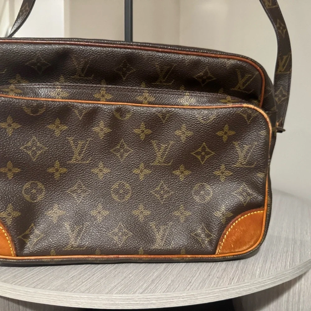 Louis Vuitton Monogram Nil Crossbody